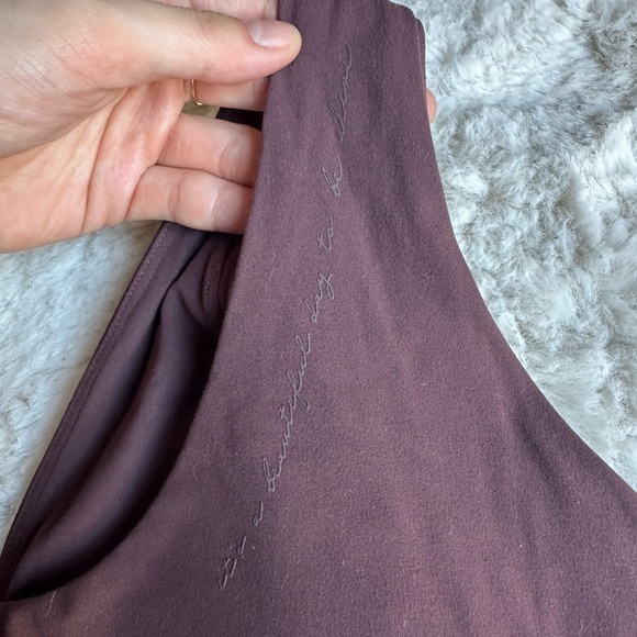 Gymshark x Whitney Simmons v2 Set in Dark Brown - Picture 4 of 10